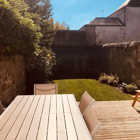 Maison Familiale Equipee, Centre-ville *